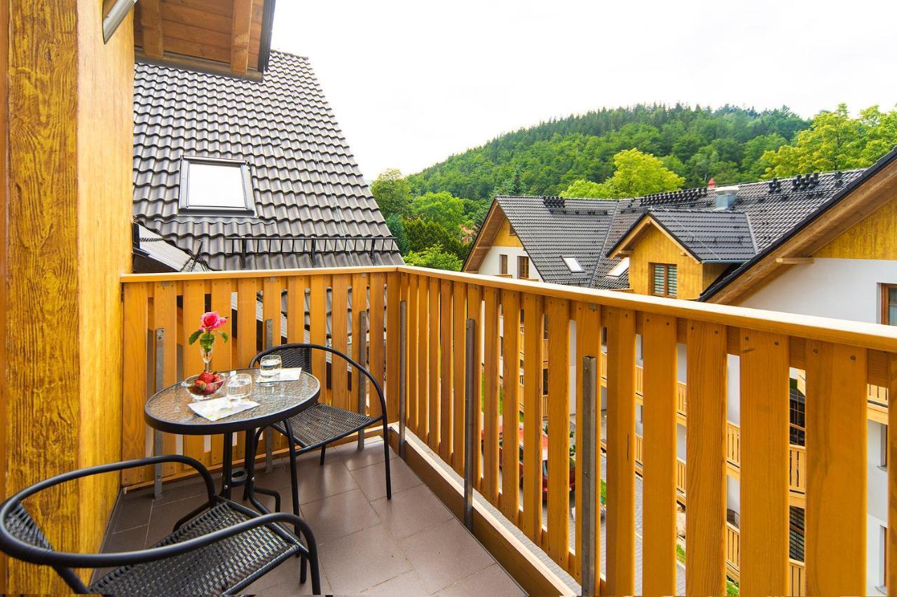 Sun Seasons 24 - Nad Lomnica Centrum Apartment *